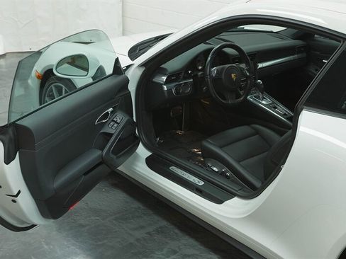 Used 2013 Porsche 911 Carrera 4S AWD/4WD image 43