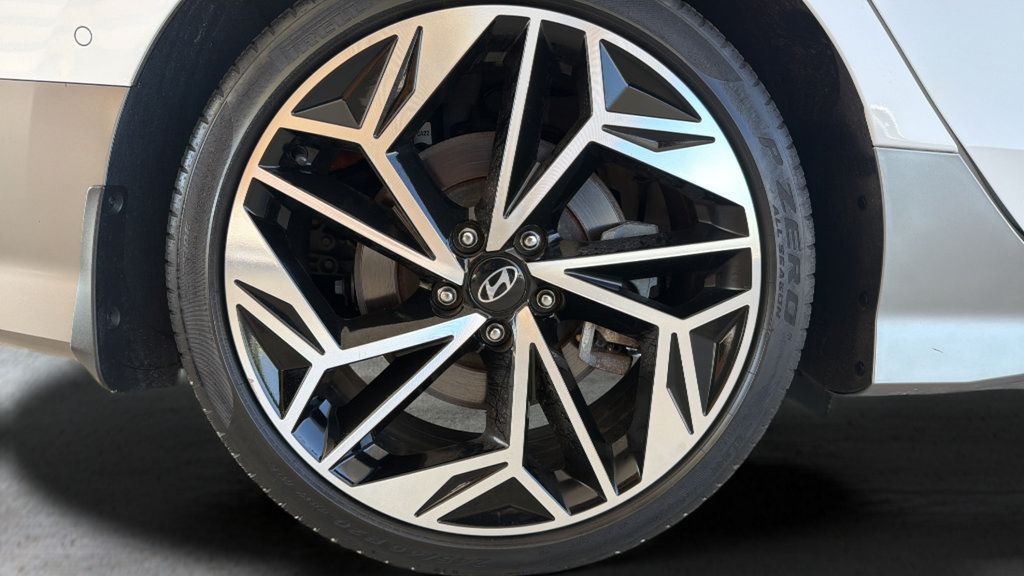 Used 2023 Hyundai Ioniq 6 Limited AWD/4WD image 37