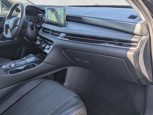Used 2025 INFINITI QX60 Luxe FWD image 24
