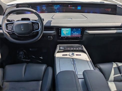 New 2025 Lincoln Navigator Reserve w/ Jet Appearance Package image 14