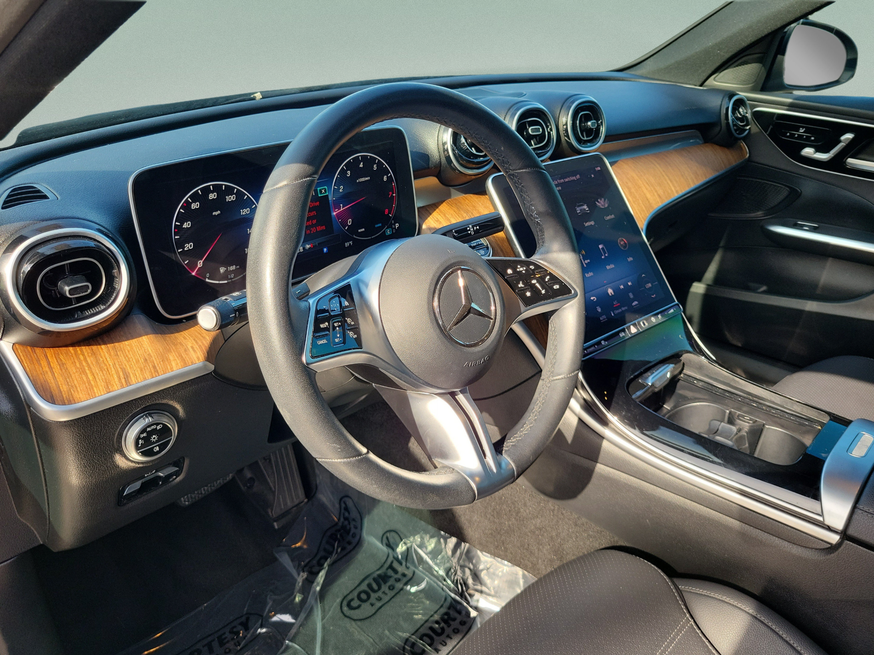 Used 2024 Mercedes-Benz C 300 4MATIC Sedan image 27