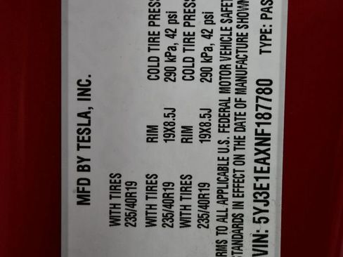 Used 2022 Tesla Model 3 Standard Range image 45