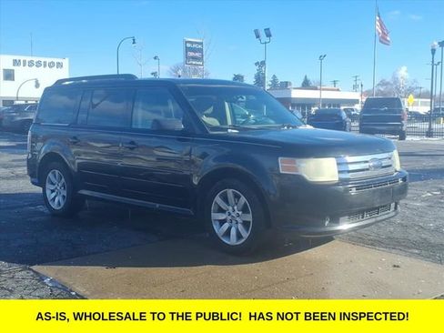 Used 2009 Ford Flex SE image 3