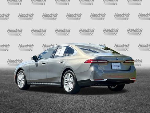 Certified 2024 BMW 530i w/ Premium Package RWD image 7