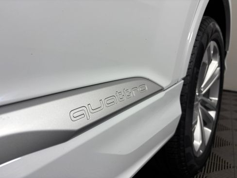 Used 2025 Audi Q7 2.0T Premium Plus AWD/4WD image 21