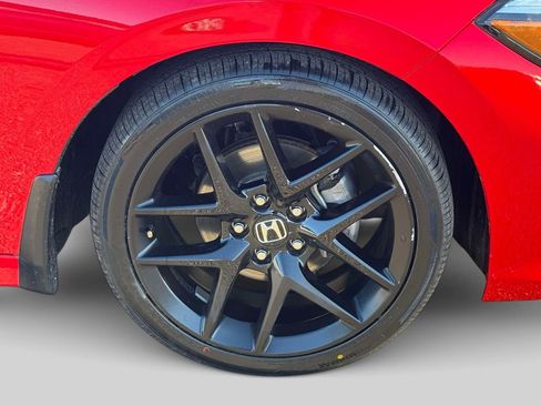 Used 2025 Honda Civic Sport image 9