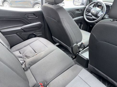 Used 2024 Chevrolet Colorado W/T image 6