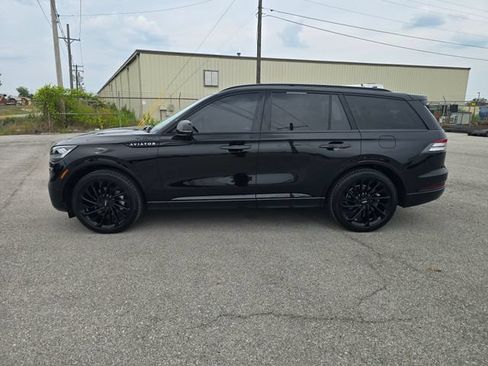 Used 2023 Lincoln Aviator Reserve w/ Equipment Group 201A RWD image 6