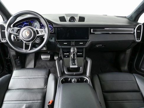 Certified 2023 Porsche Cayenne GTS image 20