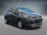 Certified 2020 Chevrolet Trax LT image 2