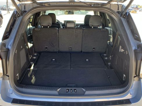 Used 2025 Ford Explorer ST-Line w/ Premium Package image 41