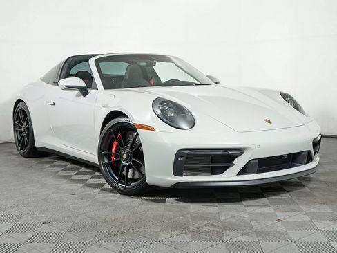 Certified 2024 Porsche 911 Targa 4 GTS AWD/4WD image 9