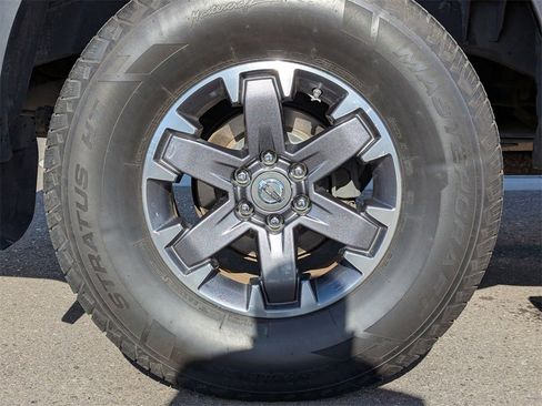 Used 2015 Nissan Frontier PRO-4X image 45