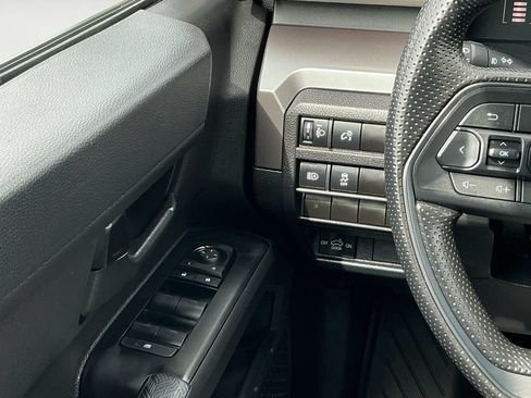 Used 2026 Toyota Tacoma SR5 AWD/4WD image 19
