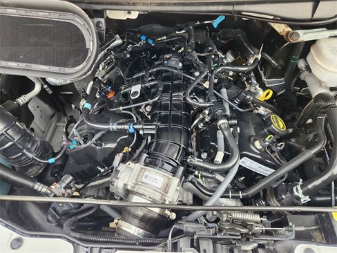 Used 2025 Ford Transit 350 XLT RWD image 25