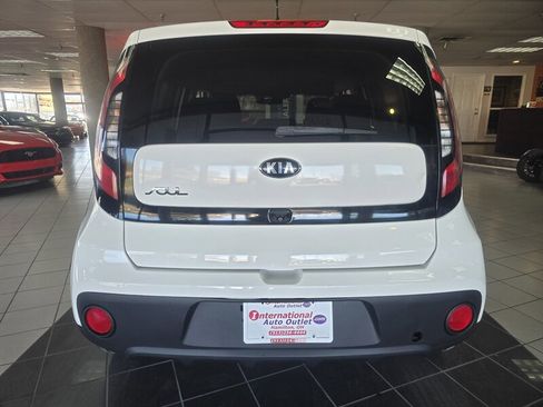 Used 2019 Kia Soul image 8