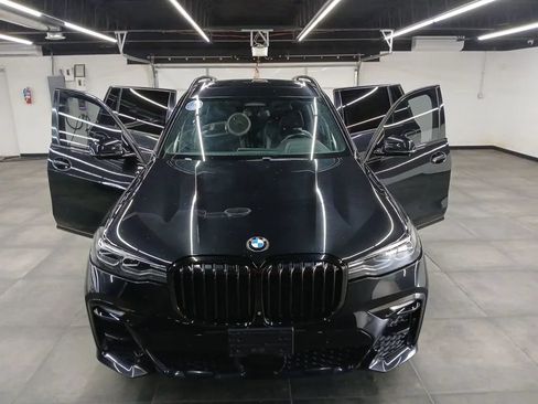 Used 2021 BMW X7 xDrive40i w/ M Sport Package AWD/4WD image 30