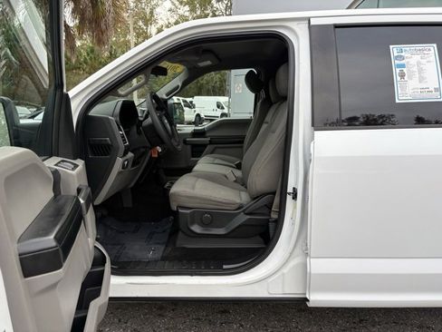 Used 2016 Ford F150 XLT image 14