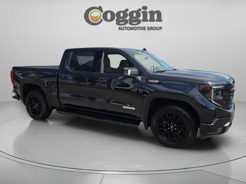 Used 2025 GMC Sierra 1500 Elevation w/ Elevation Premium Package RWD image 7