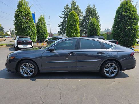 Used 2023 Honda Accord EX-L image 16
