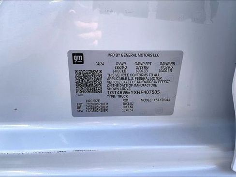 Used 2024 GMC Sierra 3500 Denali w/ Denali Reserve Package image 36