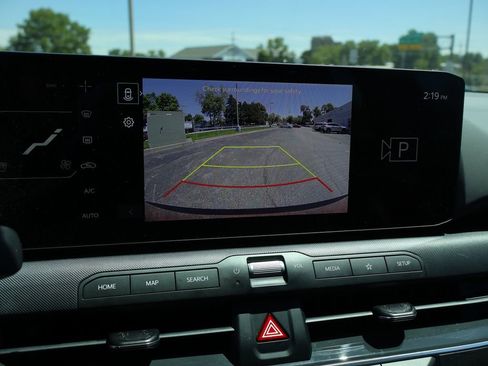 Used 2025 Kia K4 EX FWD image 37
