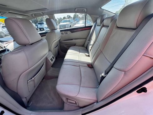 Used 2011 Toyota Avalon Limited FWD image 18