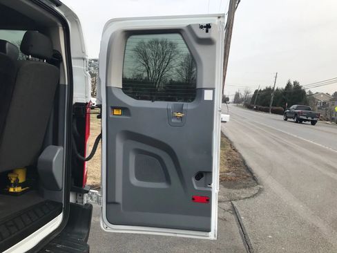 Used 2016 Ford Transit 350 XL image 28