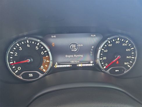 Used 2023 Jeep Renegade Trailhawk w/ Trailhawk Elite Group image 16