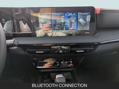 New 2026 Nissan Kicks SR image 25