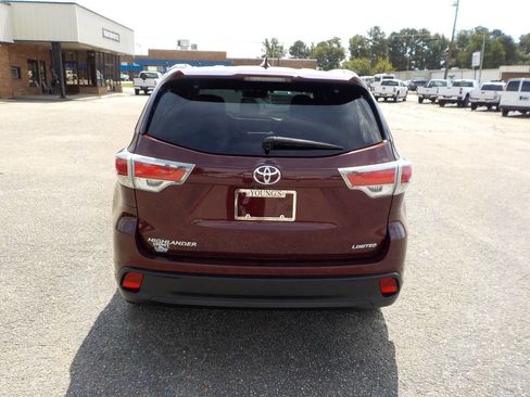 Used 2016 Toyota Highlander Limited Platinum image 4