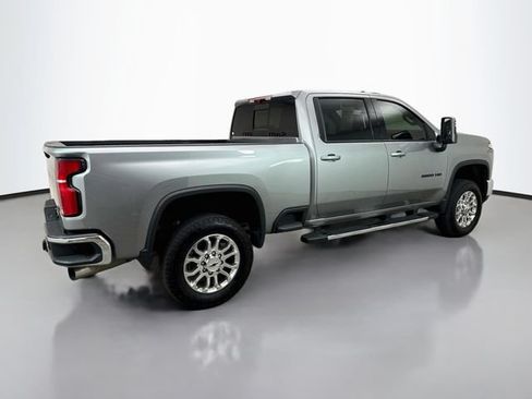 Used 2025 Chevrolet Silverado 3500 LTZ w/ LTZ Plus Package AWD/4WD image 7
