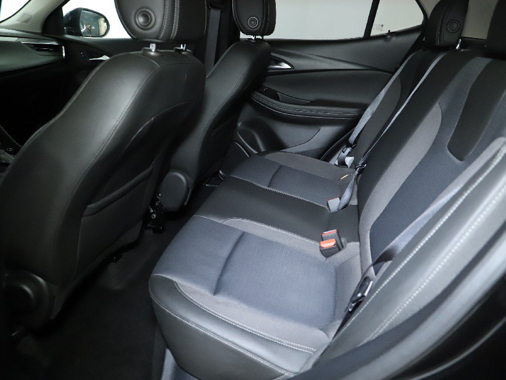 Used 2025 Buick Encore GX Preferred FWD image 14