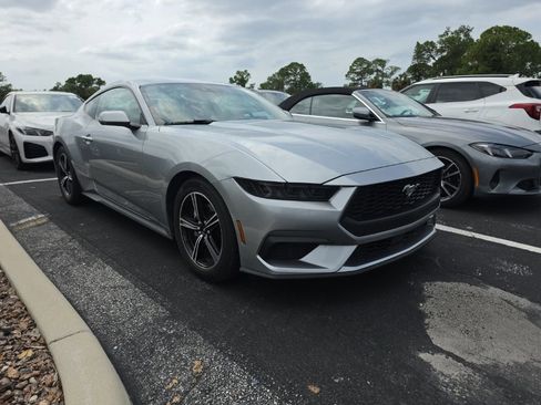 Used 2025 Ford Mustang Premium RWD image 2