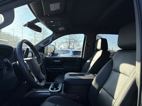 Used 2021 Chevrolet Silverado 2500 LTZ w/ LTZ Plus Package image 12