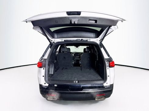 Used 2023 Chevrolet Traverse Premier w/ Redline Edition AWD/4WD image 28