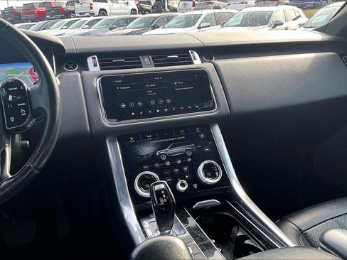 Used 2018 Land Rover Range Rover Sport HSE image 5