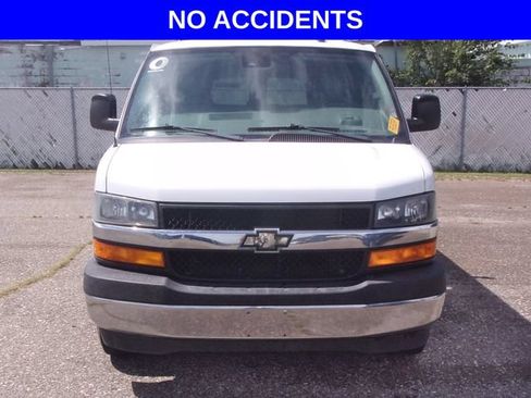 Used 2019 Chevrolet Express 3500 LT w/ LT Preferred Equipment Group RWD image 2
