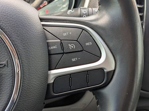 Used 2018 Jeep Compass Latitude w/ Popular Equipment Group FWD image 25