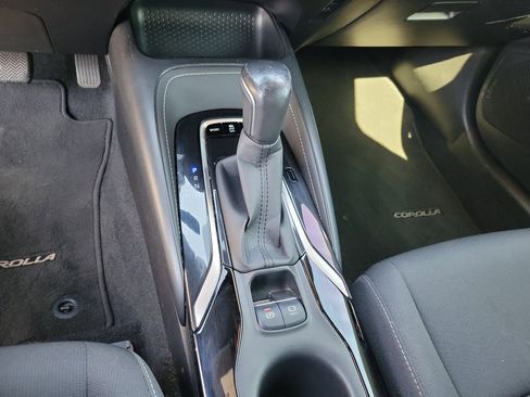 Used 2021 Toyota Corolla SE image 18
