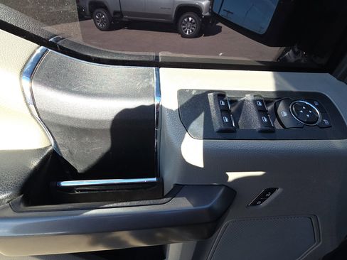 Used 2020 Ford F150 XLT w/ Equipment Group 301A Mid image 15