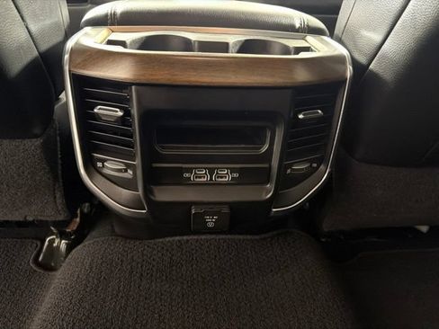 Used 2022 RAM 2500 Laramie w/ Chrome Appearance Group AWD/4WD image 36
