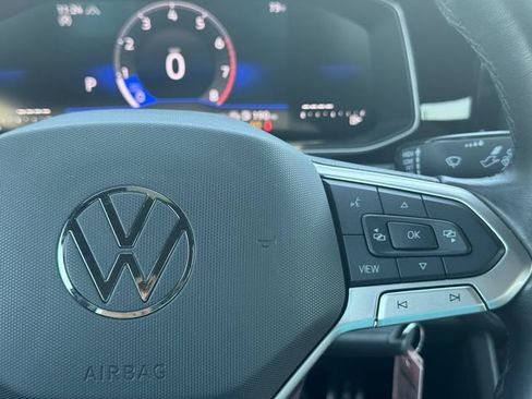Used 2025 Volkswagen Jetta Sport FWD image 25