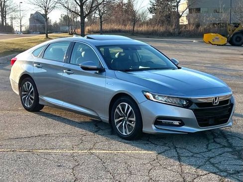 Certified 2019 Honda Accord Touring image 10