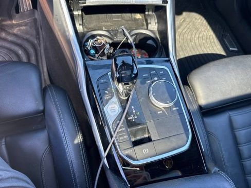 Used 2019 BMW 330i xDrive Sedan w/ Premium Package AWD/4WD image 18