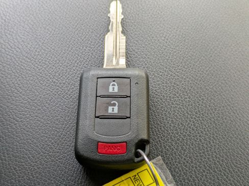 Used 2018 Mitsubishi Eclipse Cross LE image 31