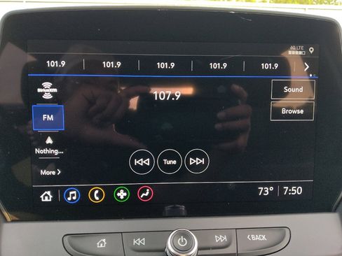 Used 2025 Chevrolet Blazer LT FWD image 25