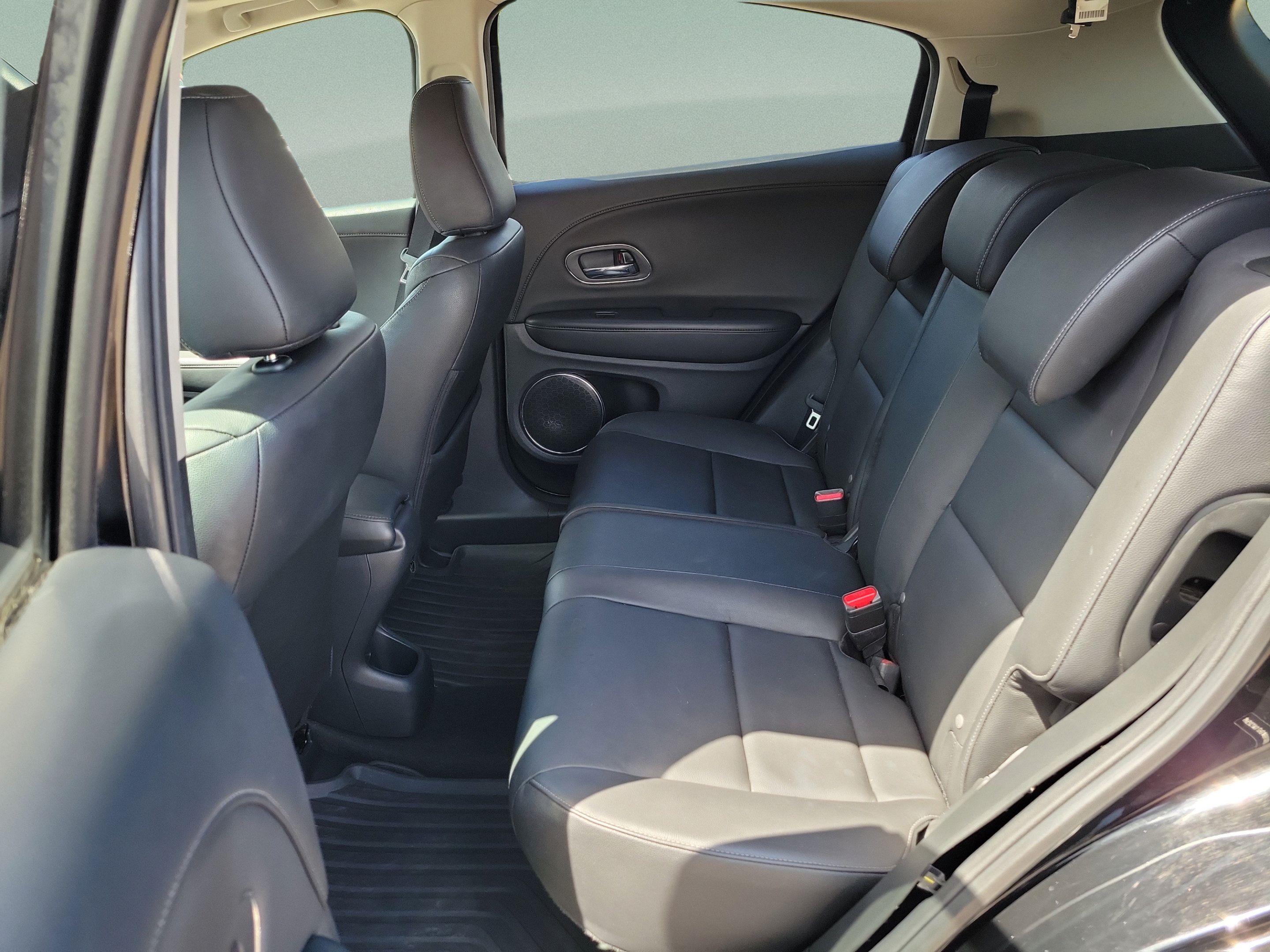 Used 2016 Honda HR-V EX-L image 9
