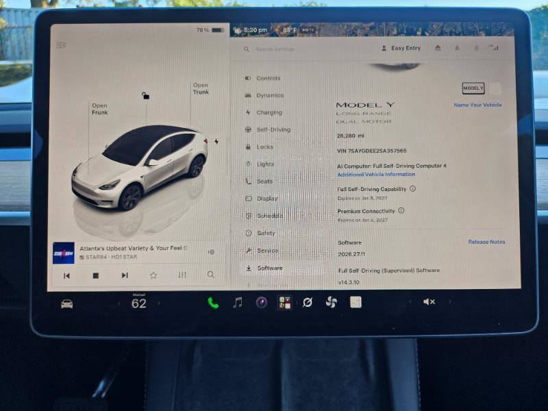 Used 2025 Tesla Model Y Long Range AWD/4WD image 2