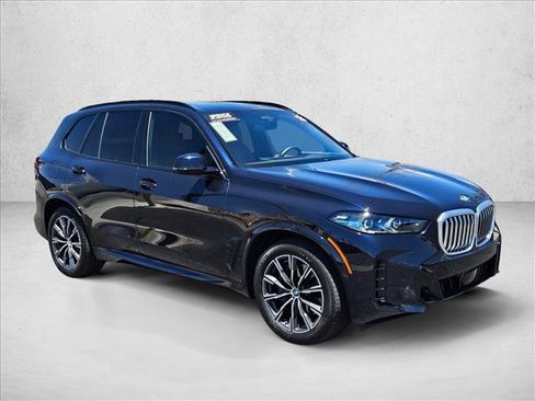 Used 2026 BMW X5 xDrive50e w/ M Sport Package AWD/4WD image 3